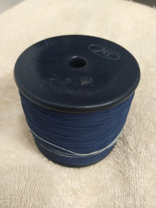 LINHA DE NAYLON DA MARCA AR.