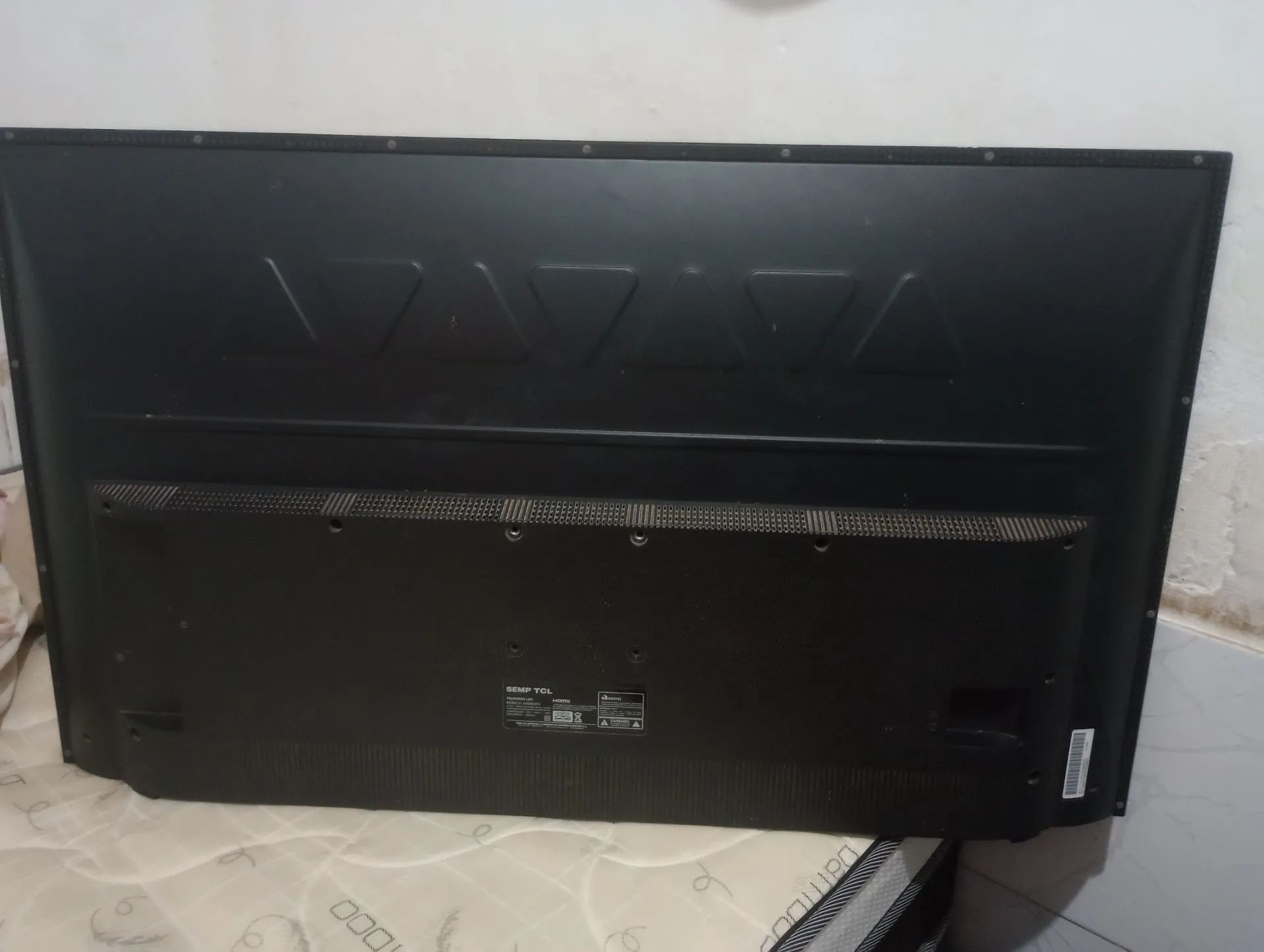 Tv Semp TCL 43 polegadas com defeito. Para conserto ou usar peças - Foto 5