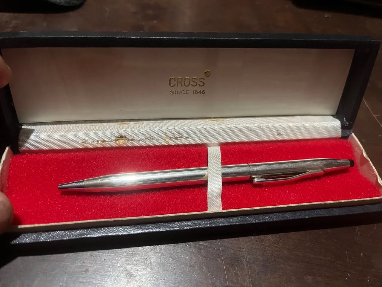 CANETA CROSS ESFEROGRÁFICA ACOMPANHA ESTOJO