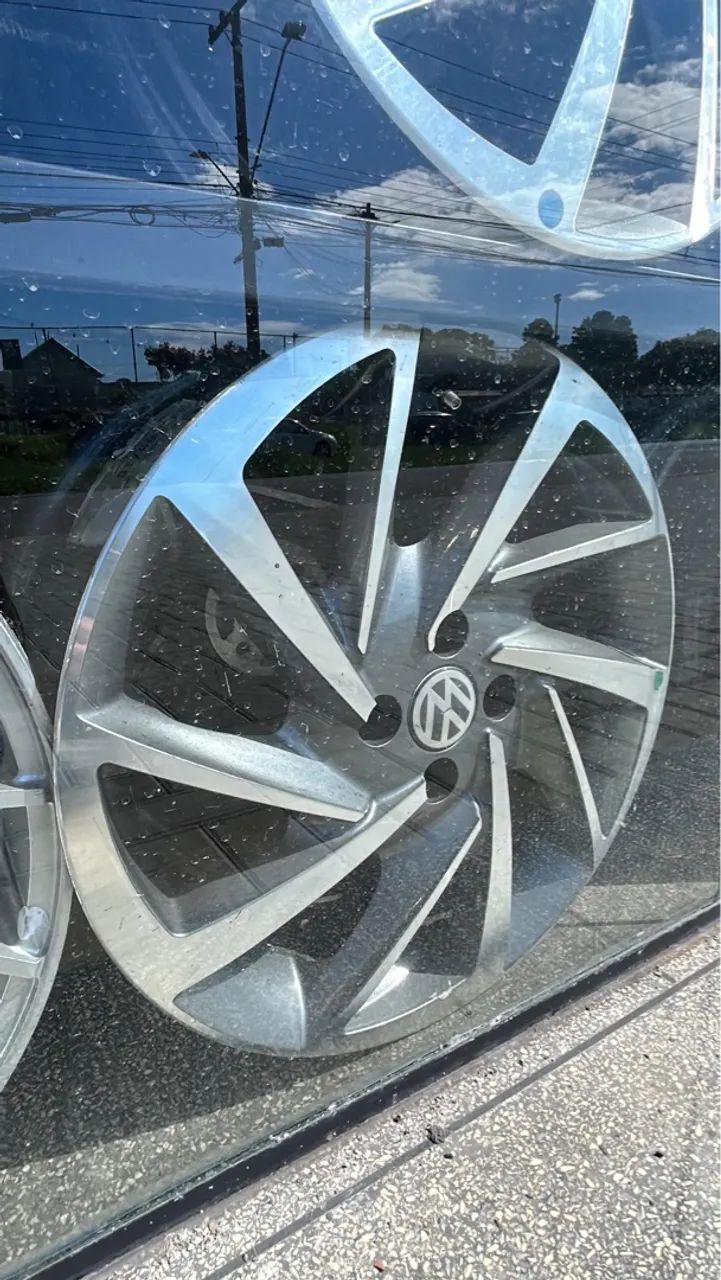 Jogo de rodas vw virtus aro 17? furação 4x100 novas/ vitrine 
