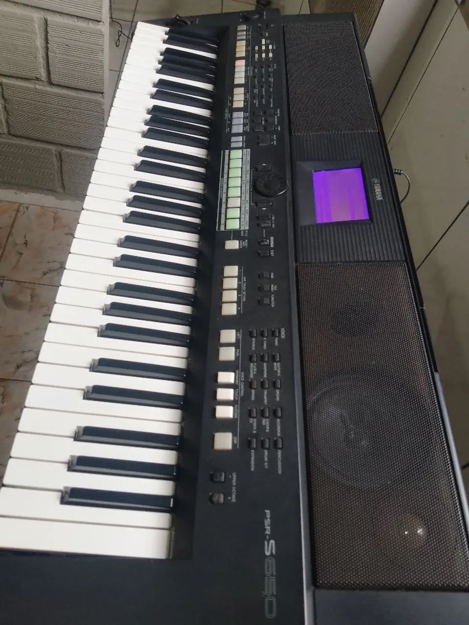 Teclado Yamaha psr s650 sampleado (troco em  piano) - Foto 5