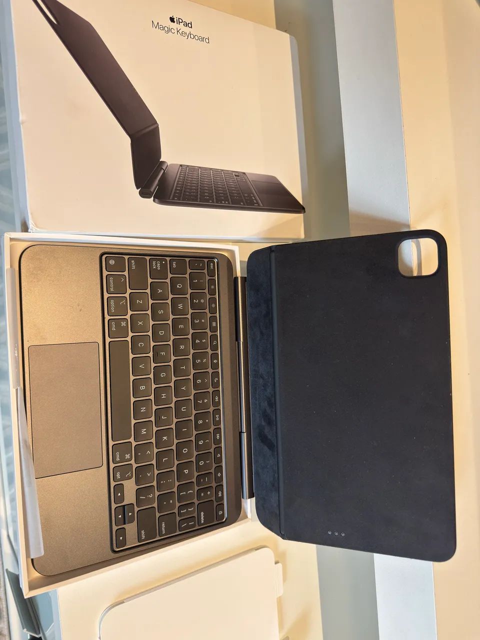 Magic Keyboard IPad Teclado Original - Metade do preço.  - Foto 2