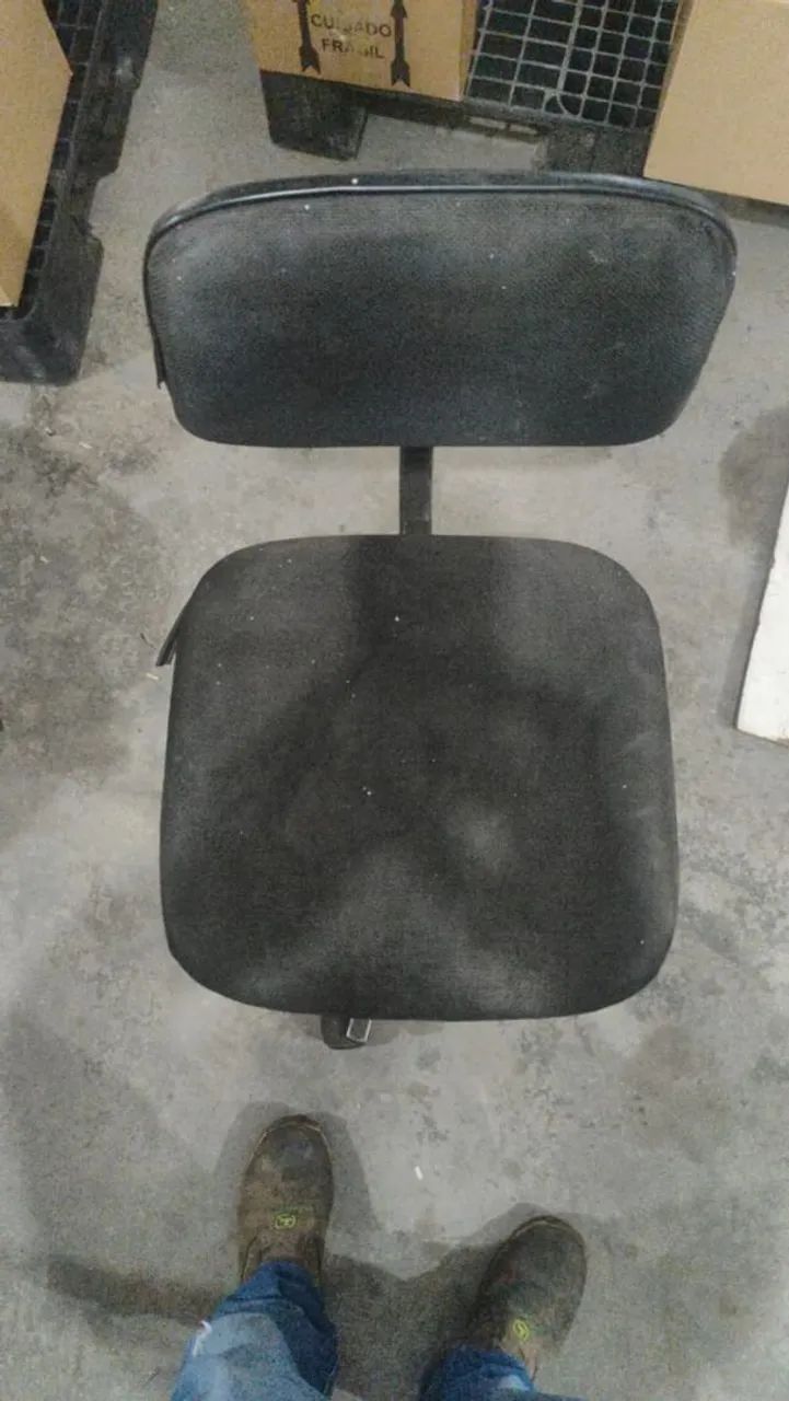 Vendo cadeiras de escritório  - Foto 3