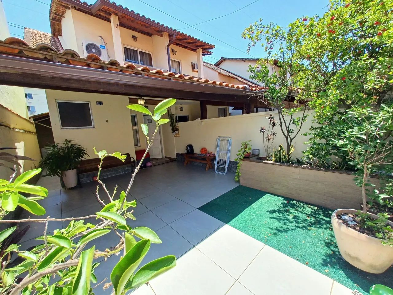 Linda casa muito perto do Park Shopping 