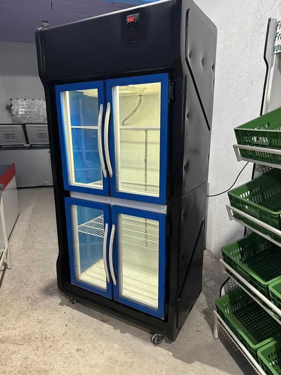 Refrigerador auto serviço expositor pra comércio  - Foto 6