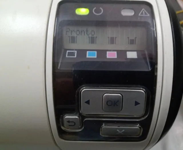 Impressora HP LaserJet Pro CP1525nw Color
