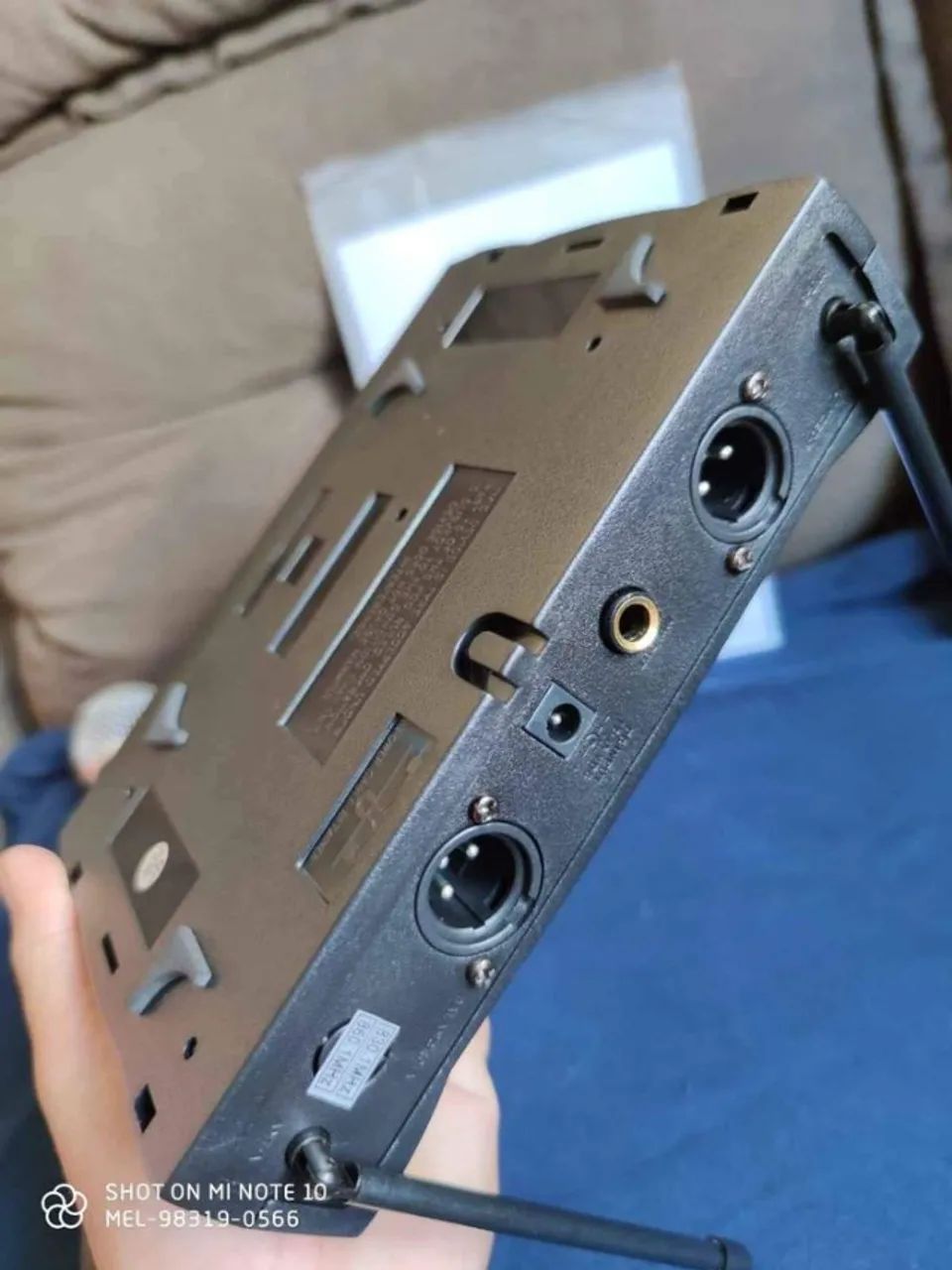 Microfone Sem Fio Profissional Lelong le 906 alcance 60 metros - Foto 6