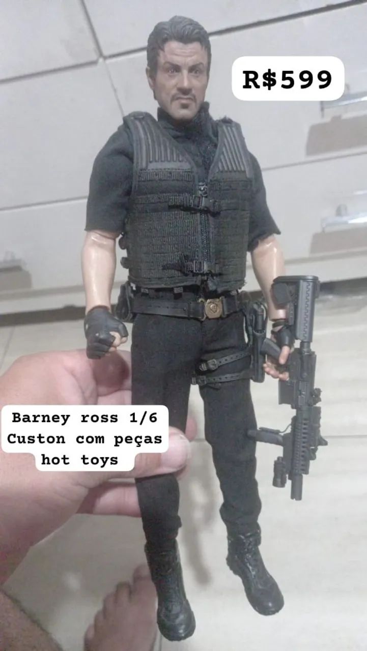 Barney Ross 1/6 Custom com peças Hot Toys 
