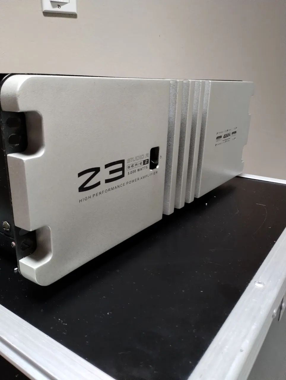 Amplificador Studio R z3  - Foto 5