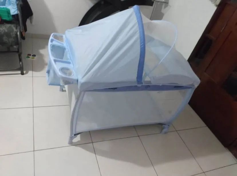 Berço portátil para bebê ou popular quadrado, com mosquiteiro