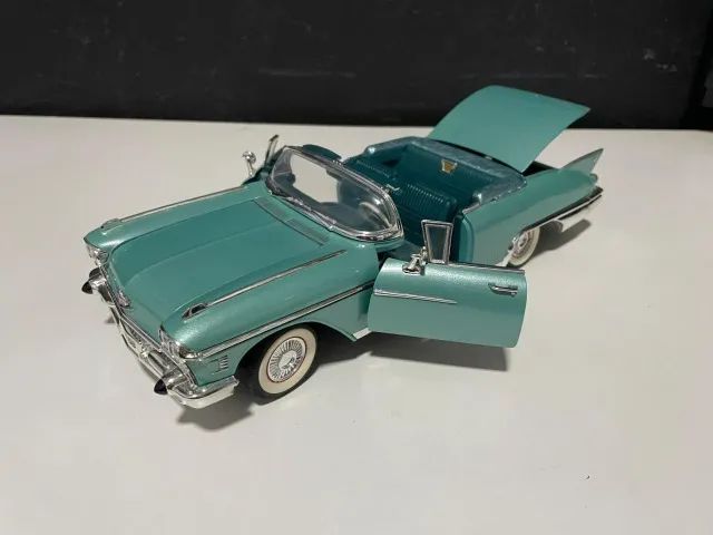 Miniatura Cadillac Eldorado 1958 - Foto 2