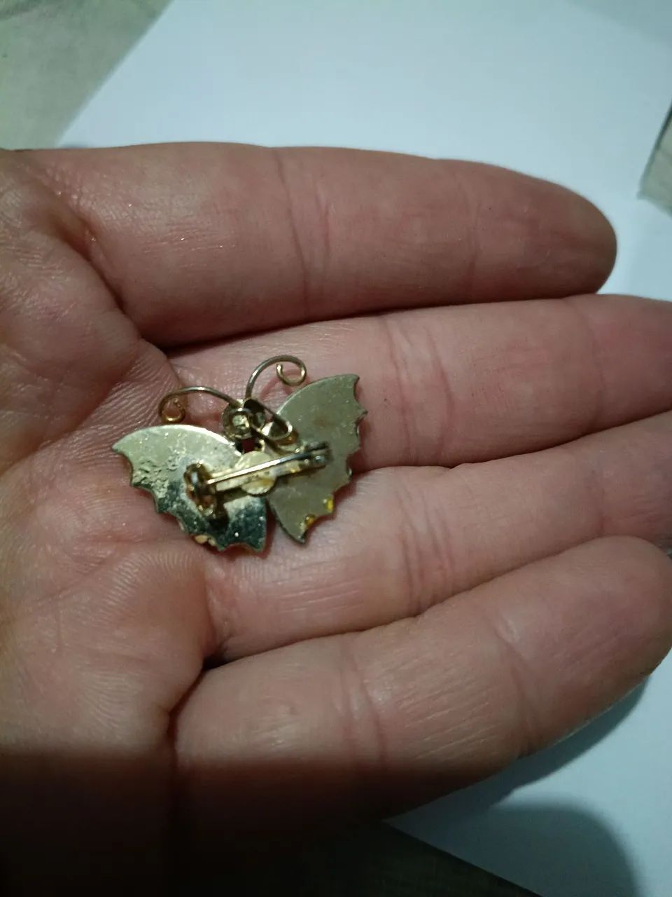 Broche de borboleta folheado a ouro  - Foto 4