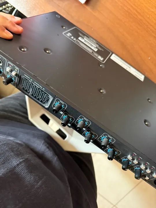 Interface Focusrite Saffire PRO 40 FireWire  - Foto 4