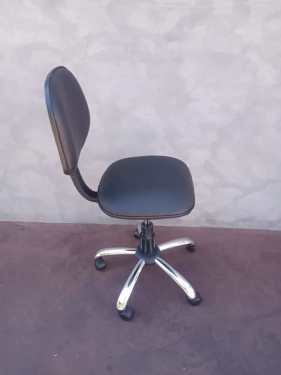 Cadeira de Escritório Giratória com Rodinhas - Foto 6