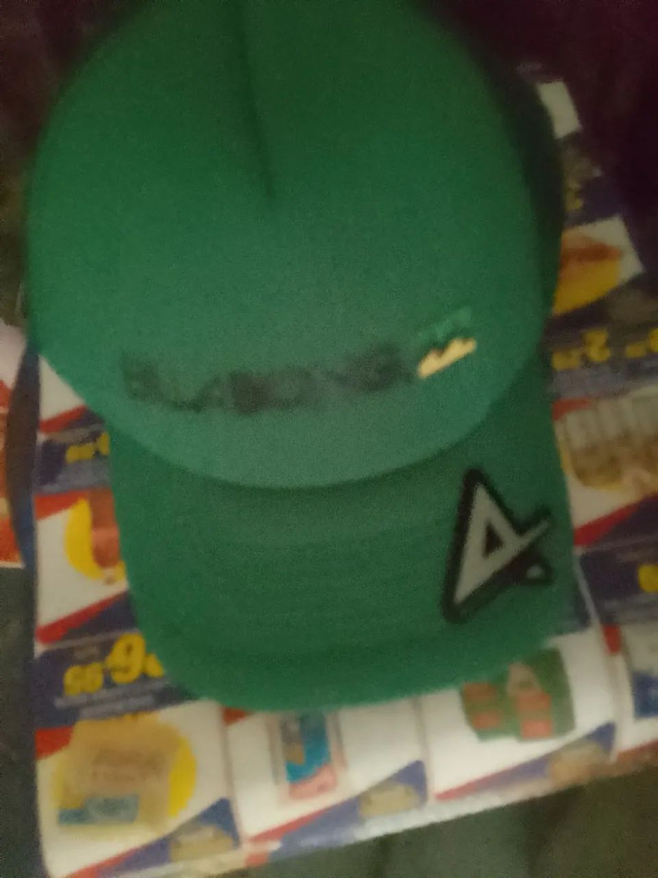 Bonés originais (novos)