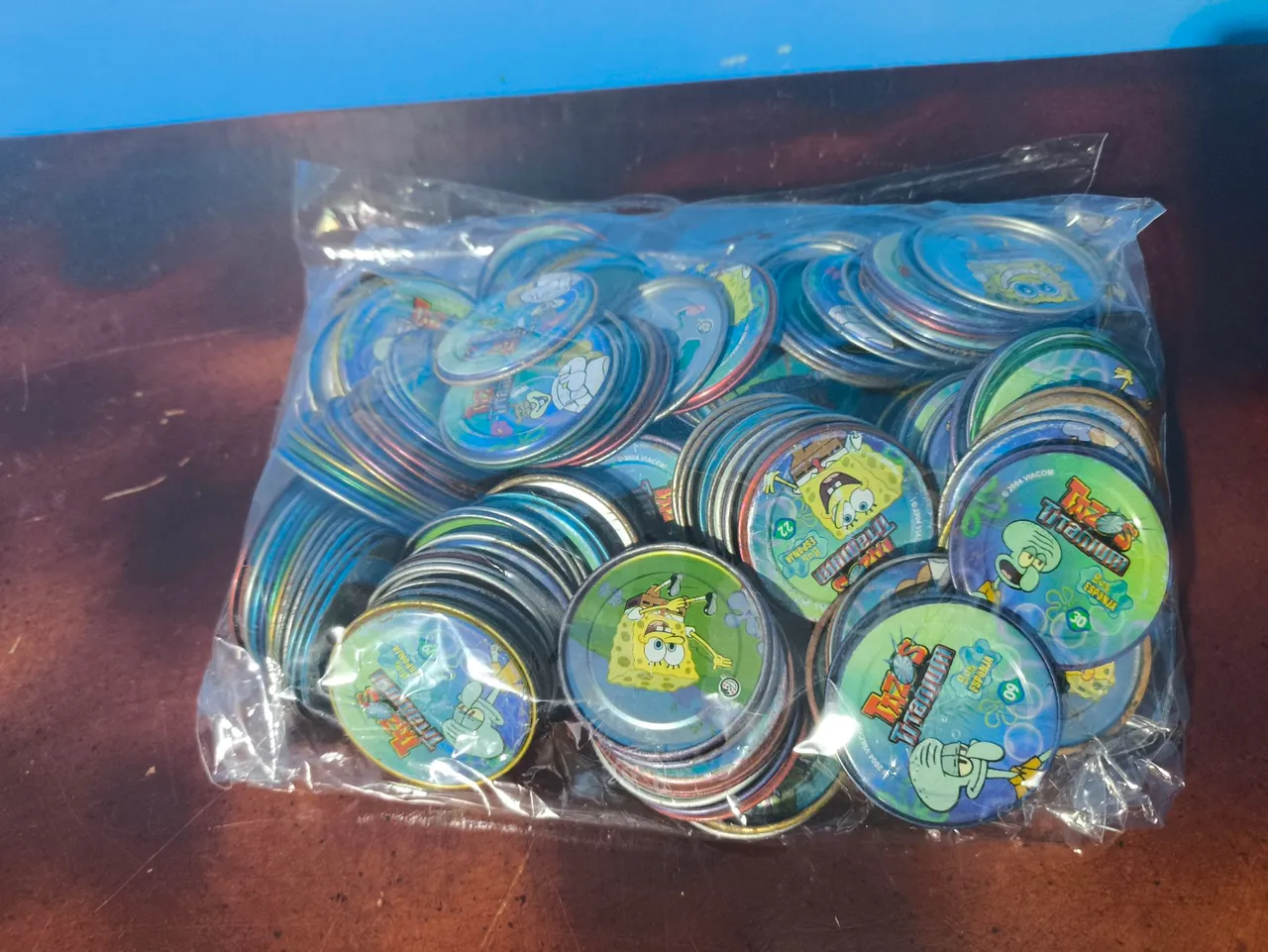 Lote grande tazos bob esponja titaniun 165 und total