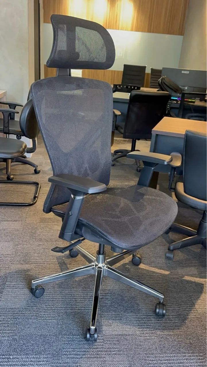 Cadeira PRESIDENTE COM TELA MESH NO ASSENTO - IKONMIXOFFICE MÓVEIS PARA ESCRITÓRIO 