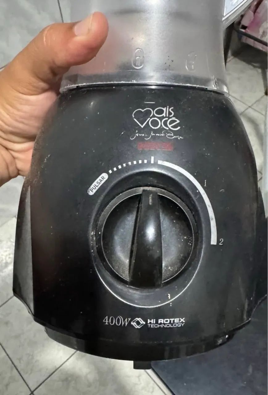 2 Motor de liquidificador funcionando perfeitamente apenas copos quebrados! - Foto 2