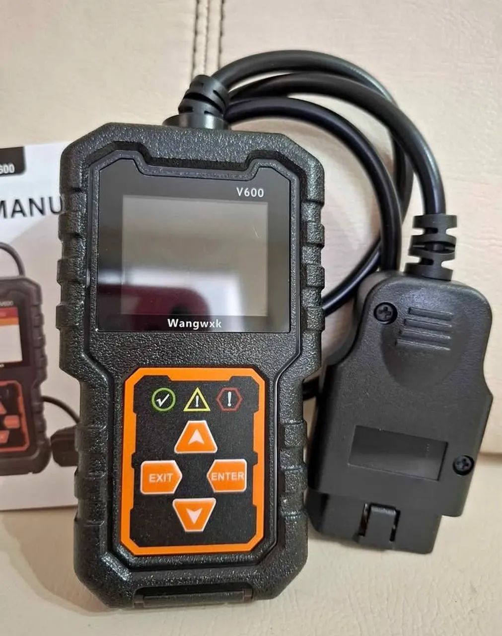 Scanner automotivo OBD2 portátil