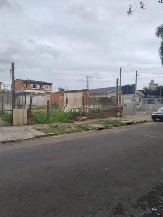 Terreno à venda com 330m² no bairro Sarandi em Porto Alegre - Foto 3