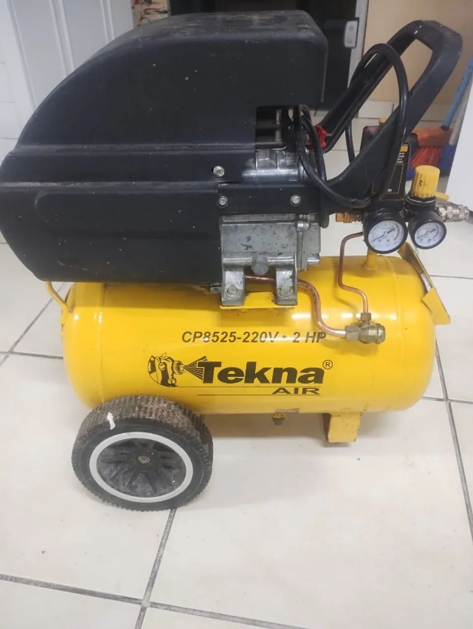 Compressor 220 v64385780906241122