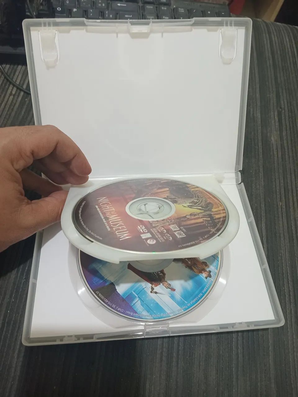 Uma Noite No Museu 1 e 2 - DVD - Foto 3