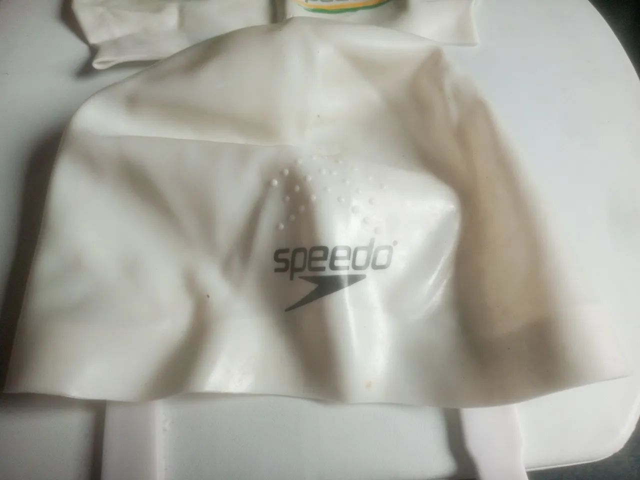 2 Toucas de natação da marca Speedo. LEIA O ANÚNCIO  - Foto 3