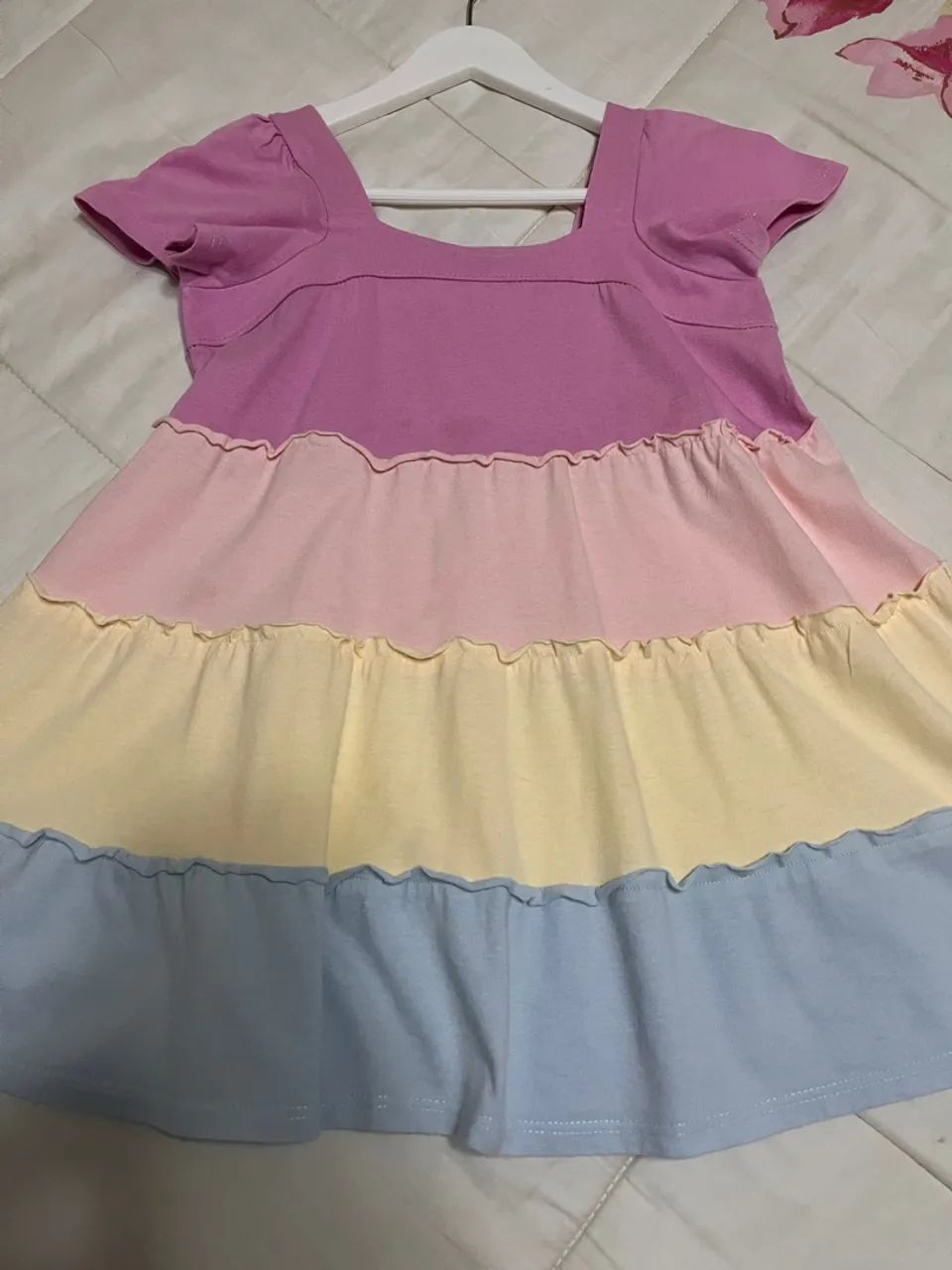 3 vestidos infantis Renner. - Foto 2