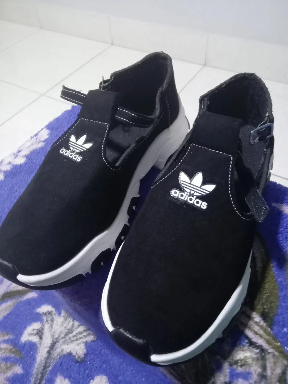 Tênis Adidas Preto