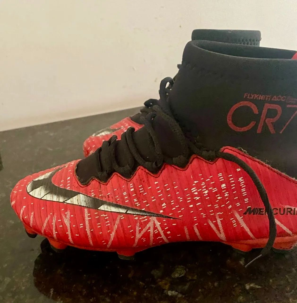 Vendo chuteira Nike CR7  - Foto 2