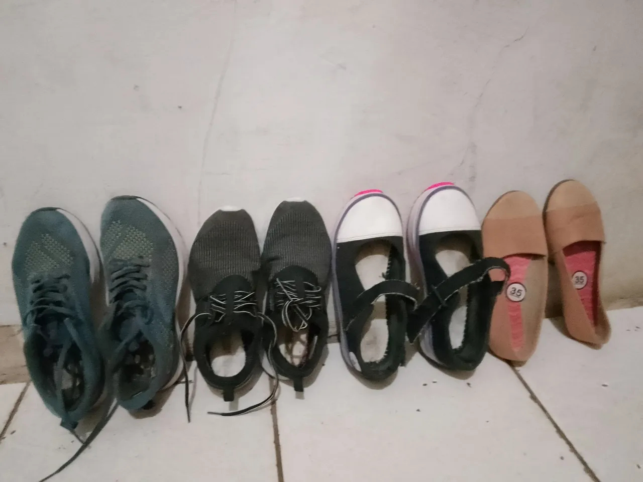 Baixei o Sapatos Diversos - Azul, Preto e Bege