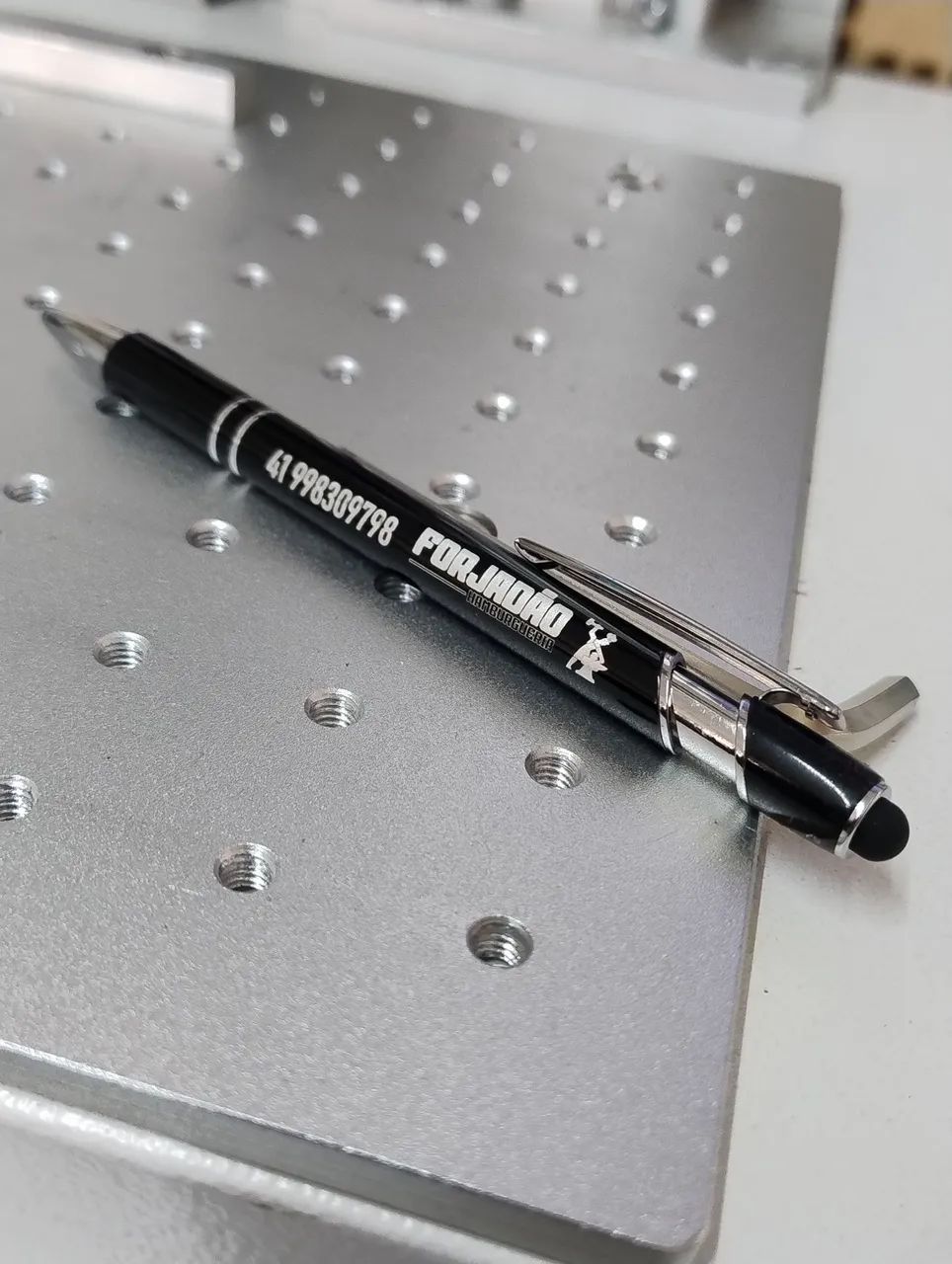 Chaveiros Personalizados  garrafa térmica e muito mais brindes  - Foto 5