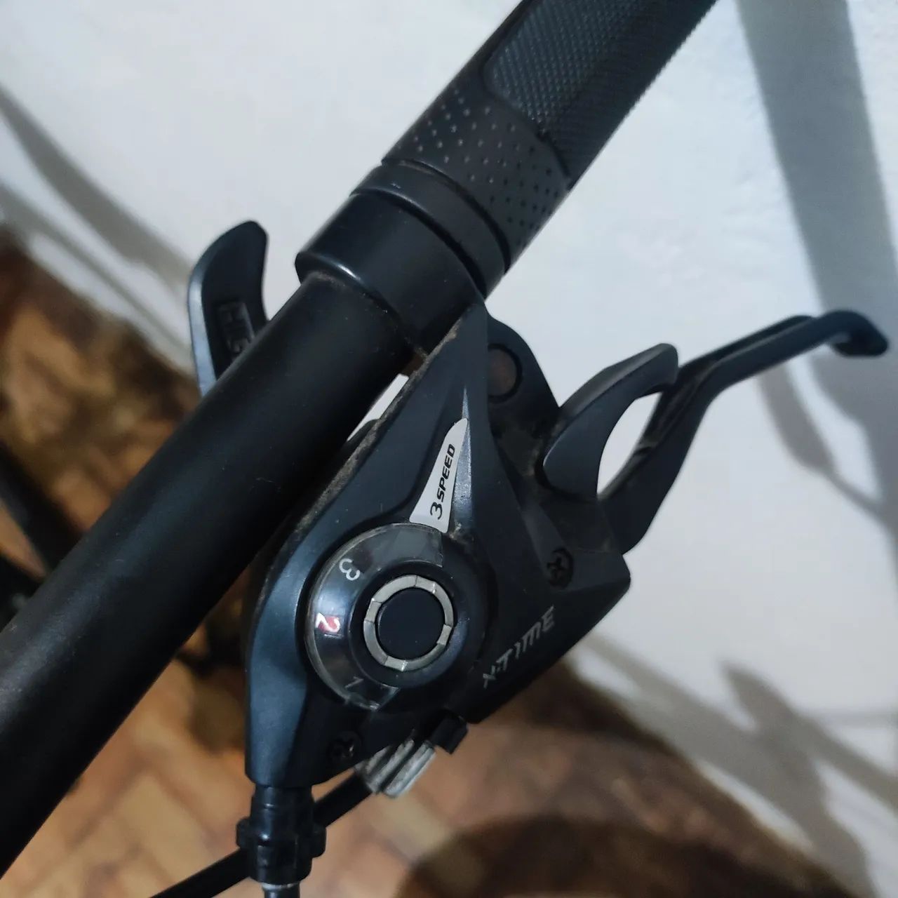 Bicicleta aro 29 RAVA - Foto 3