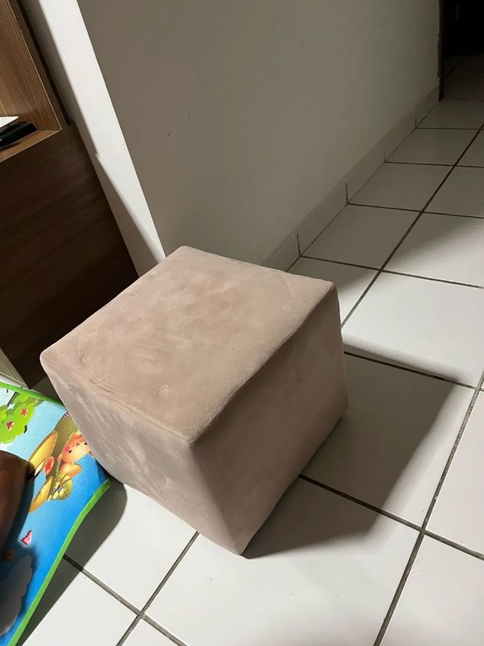 Poltrona Rosa Estilo Clássico de amamentação  - Foto 2