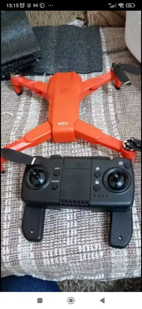 Drone com Câmera e Controle Remoto - LYZRC