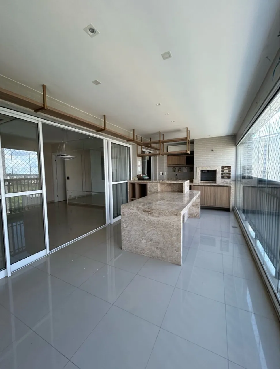 RESERVA INGLESA 4 SUÍTES  169 M2