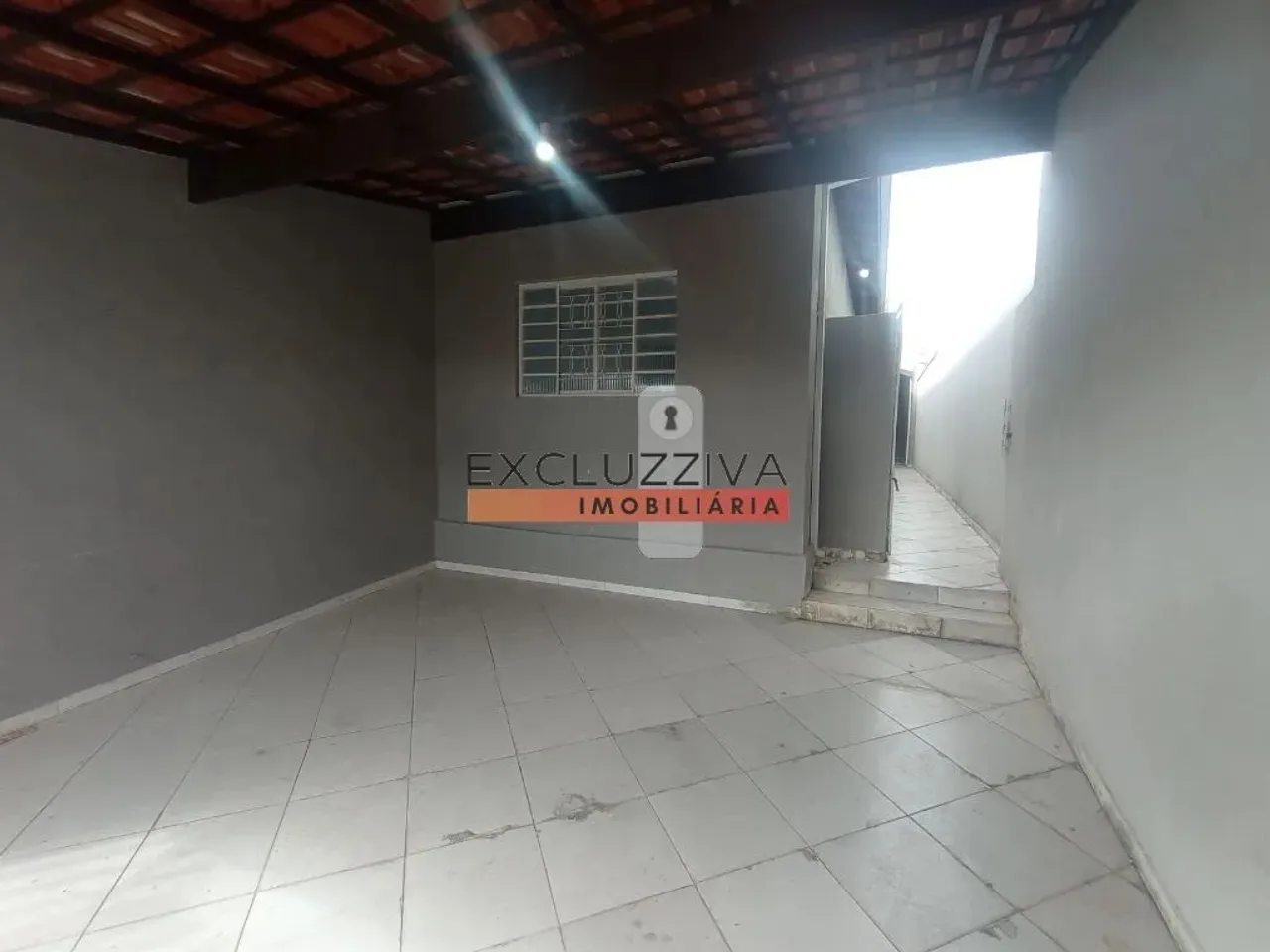 Casa Padrão para alugar no bairro Esplanada Independência em Taubaté