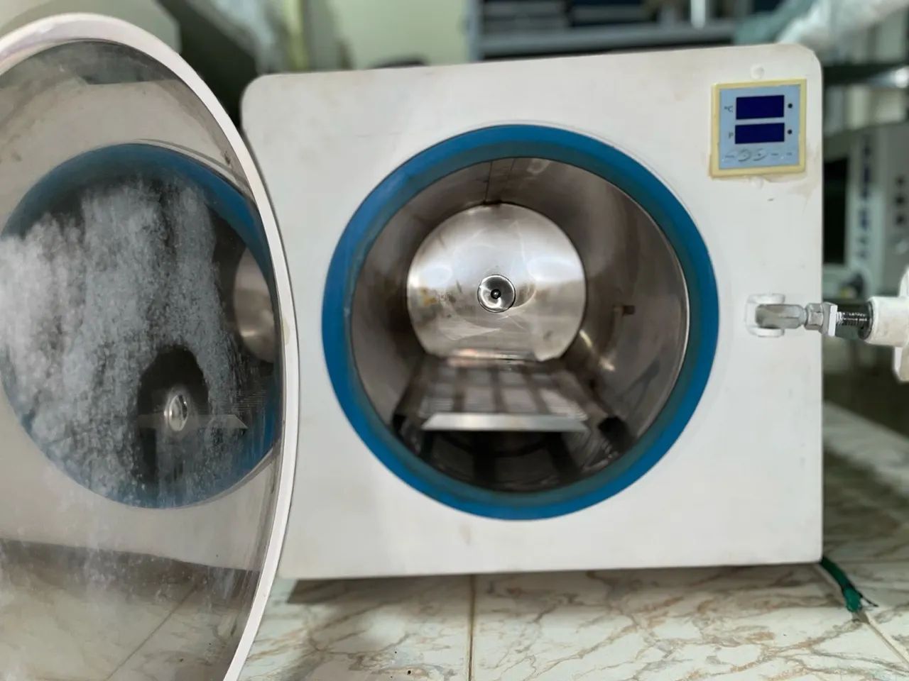 Autoclave para Esterilização de Instrumentos Médicos