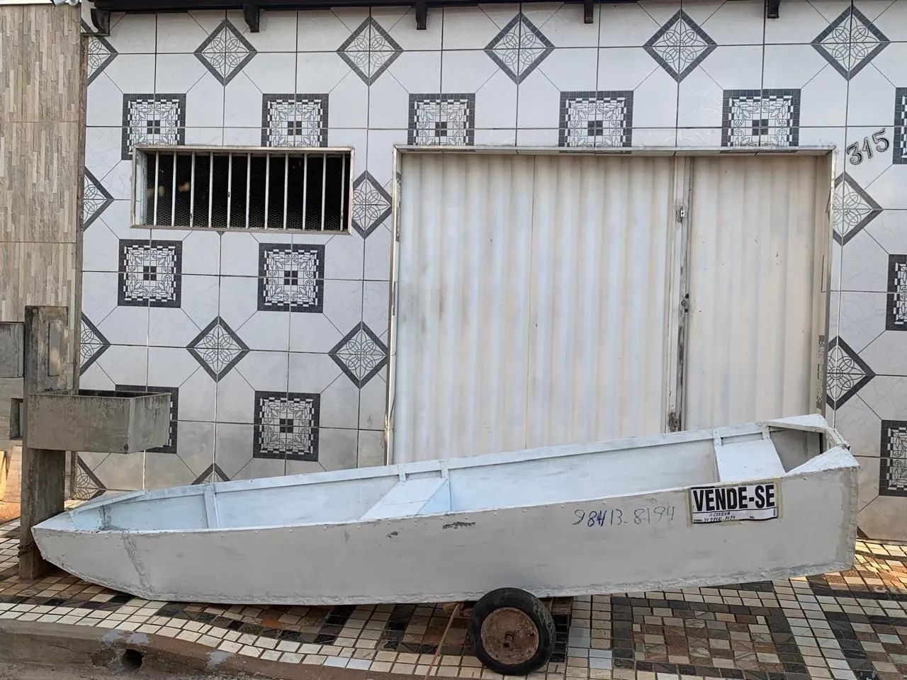 Vende-se canoa zinco carbonizado 