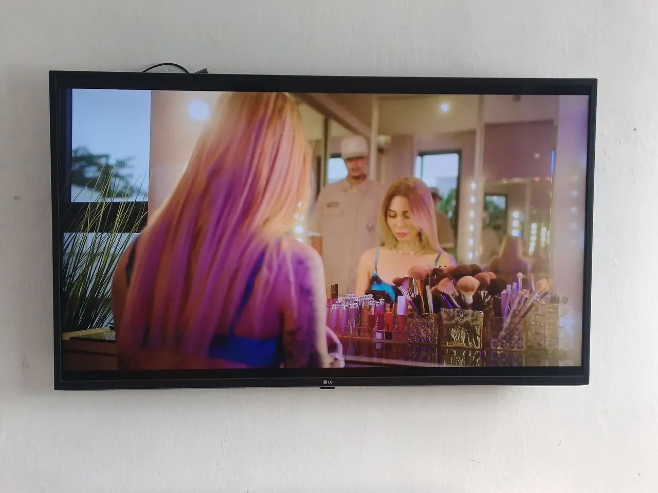 LG Smart TV 4k 50 Inches63824074226947120