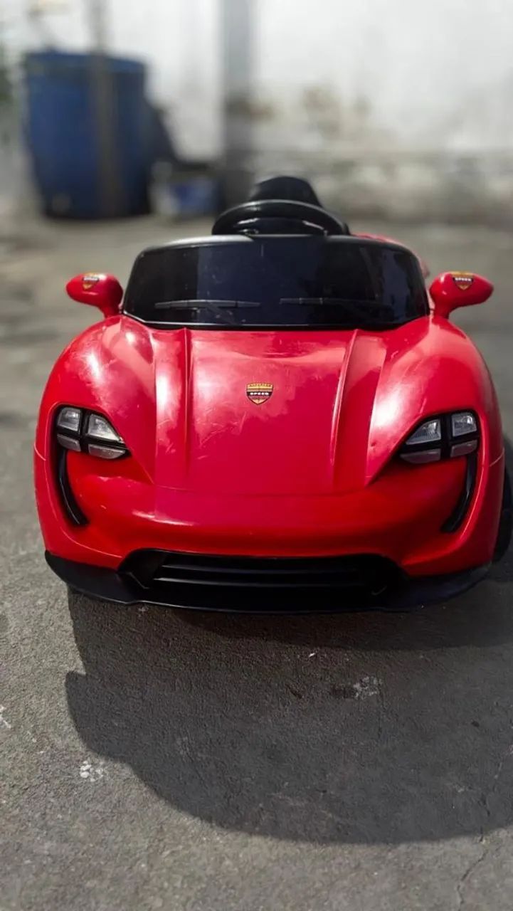 Carrinho de brinquedo automático