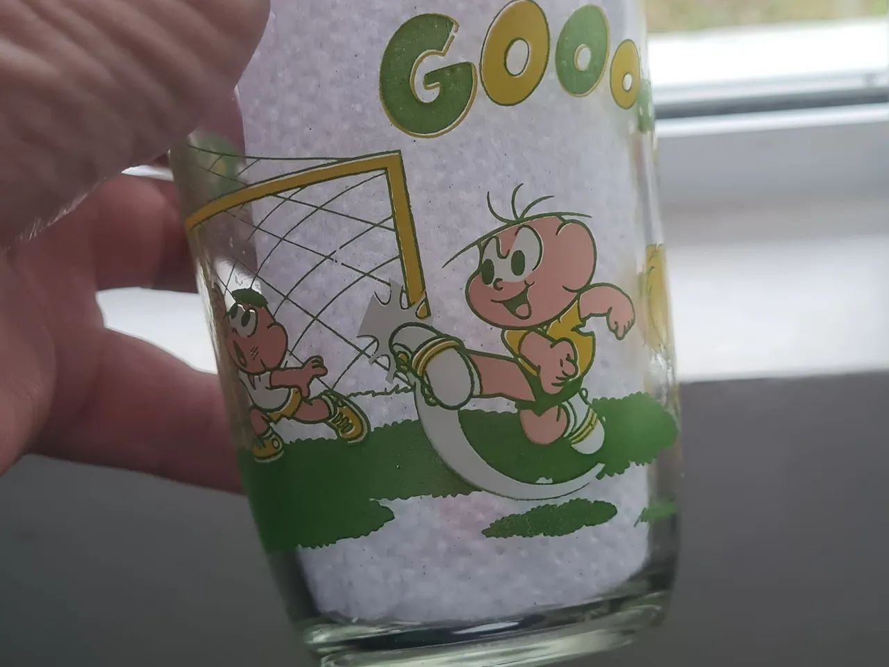 Copos Antigos com Estampas de Personagens - Foto 5