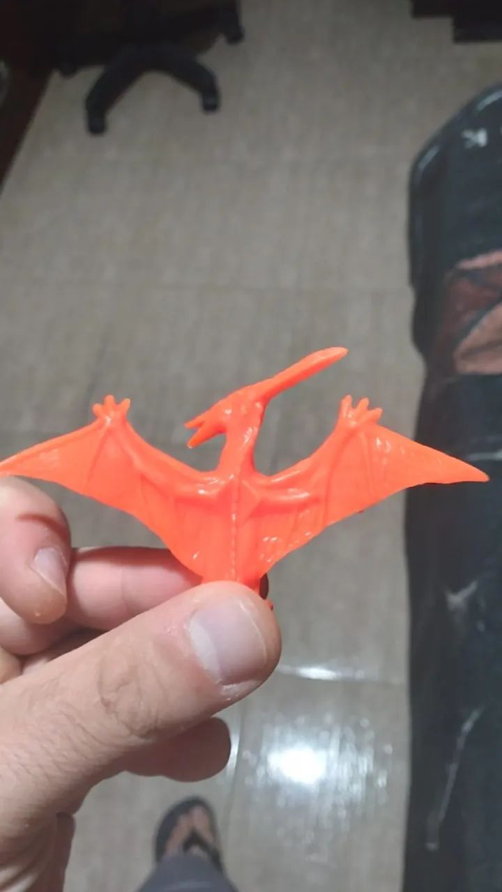Miniatura Pterodáctilo Laranja - Foto 2