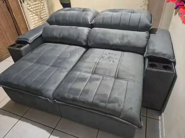 Sofá retrátil e reclinável novo 