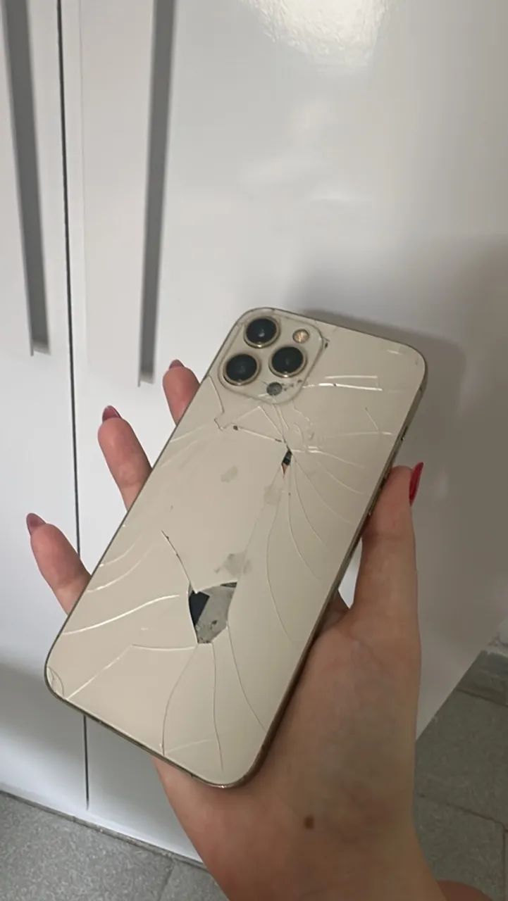 iPhone 12 Pro Max - Foto 2