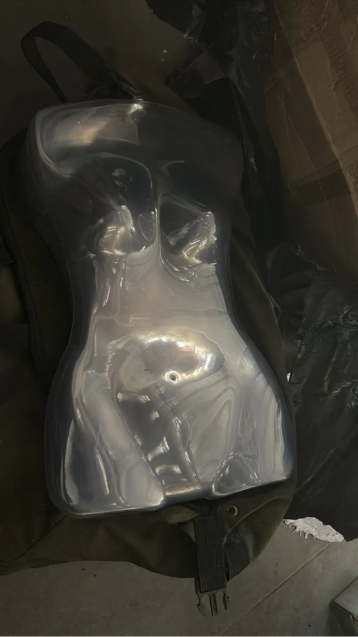 Cabide corpo silhueta plástico 