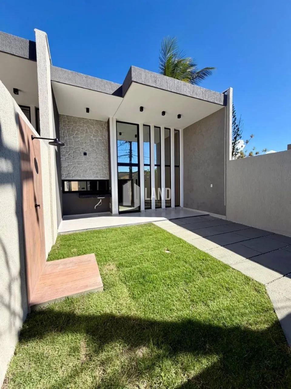 Excelente Casa plana com 3 suítes, 2 vagas e pé direito elevado no Édson Queiroz. - Foto 2
