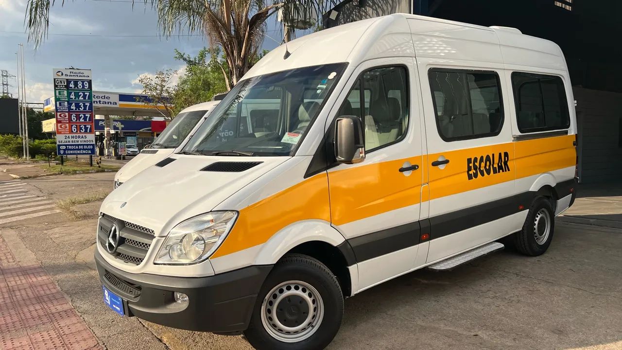 Mercedes-Benz Sprinter 415 Van Luxo T.a. 2.2 Diesel 2015