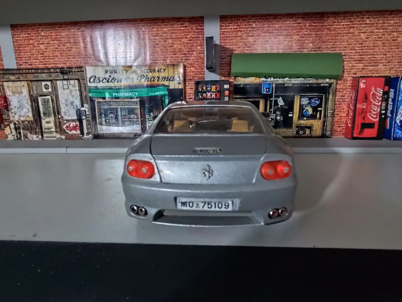 Miniatura Ferrari 1/18 - Foto 3