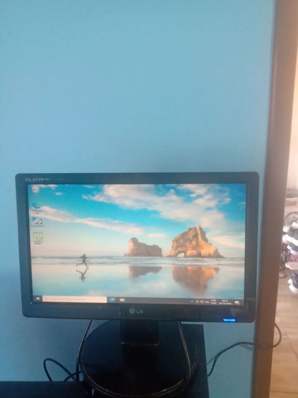 Monitor 16" windesceeen